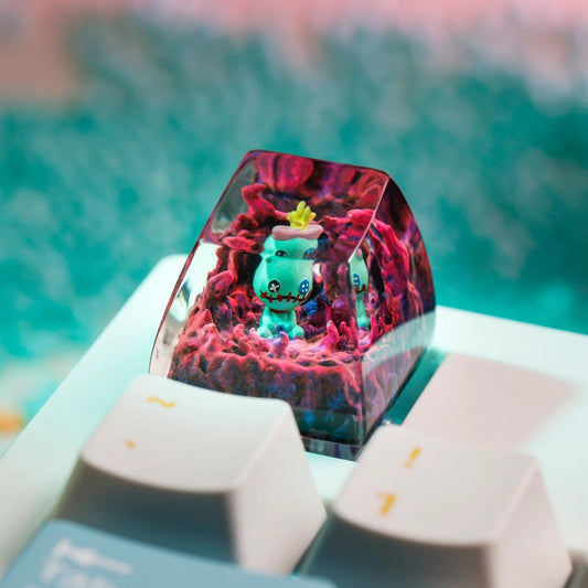 SPOOKY DOLL – ARTISAN KEYCAP